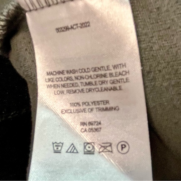 Women’s Columbia Gray Fleece Lightweight 1/4 Zip Pullover Jacket. Large - Picture 6 of 7